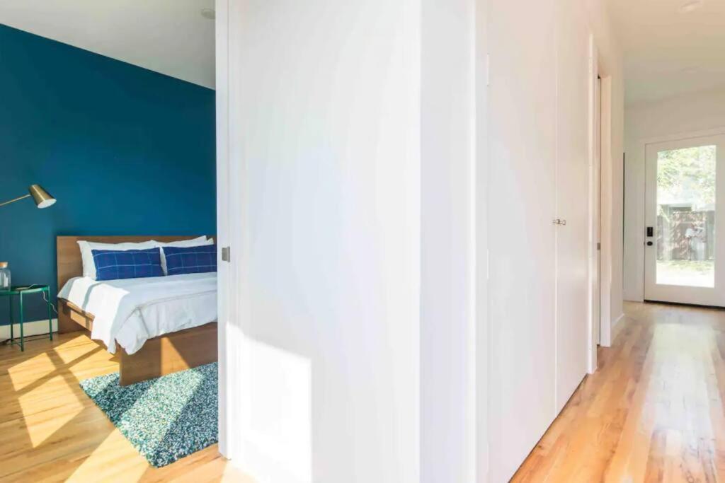 Glamorous Perfectly Located Luxury 2 Bed Townhome ดัลลัส ภายนอก รูปภาพ